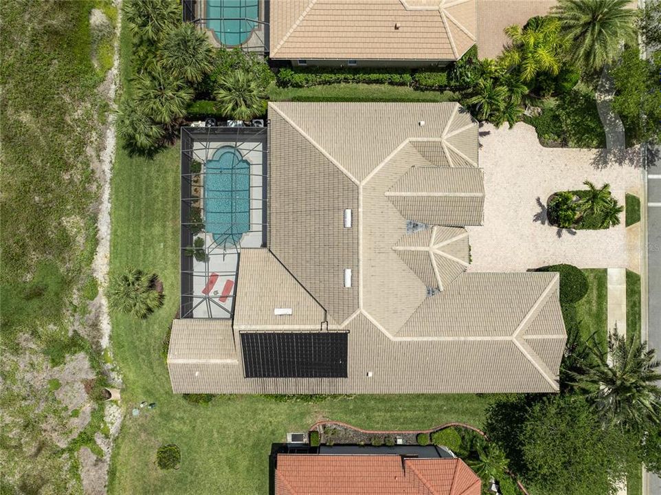 Activo con contrato: $699,000 (4 camas, 3 baños, 2818 Pies cuadrados)
