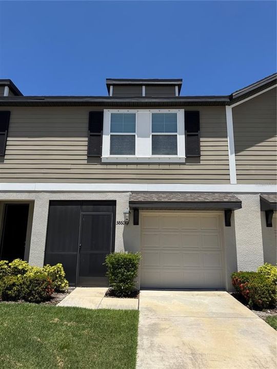 For Rent: $2,100 (3 beds, 2 baths, 1539 Square Feet)