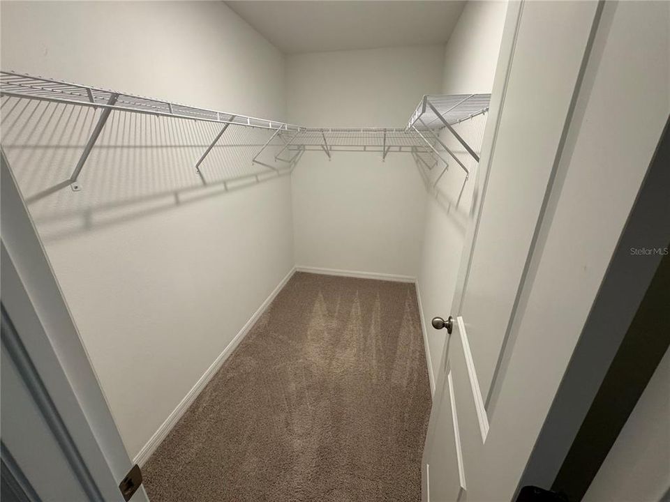 For Rent: $2,100 (3 beds, 2 baths, 1539 Square Feet)
