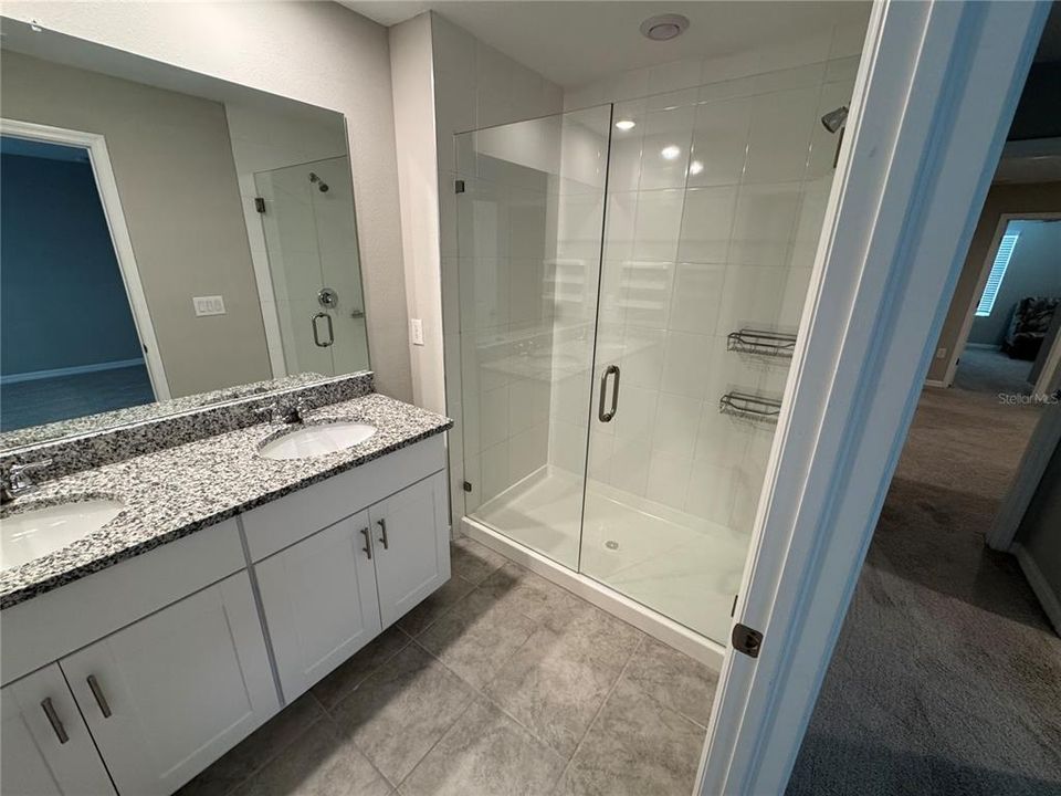 For Rent: $2,100 (3 beds, 2 baths, 1539 Square Feet)
