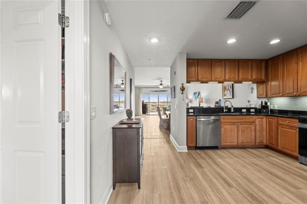 For Sale: $825,000 (2 beds, 2 baths, 1505 Square Feet)