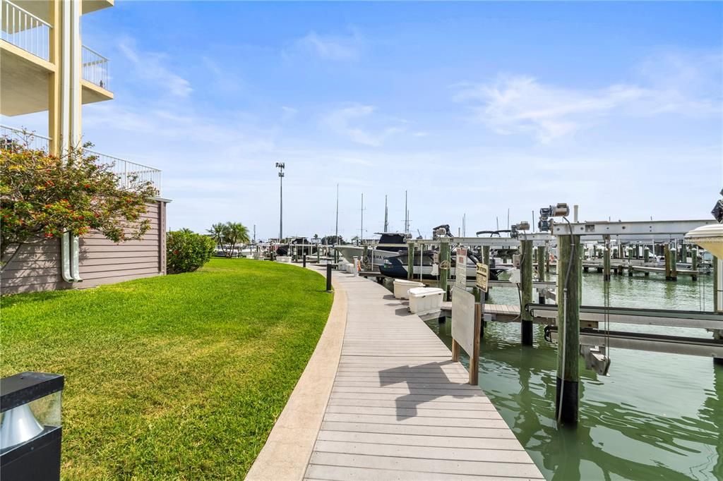 For Sale: $825,000 (2 beds, 2 baths, 1505 Square Feet)