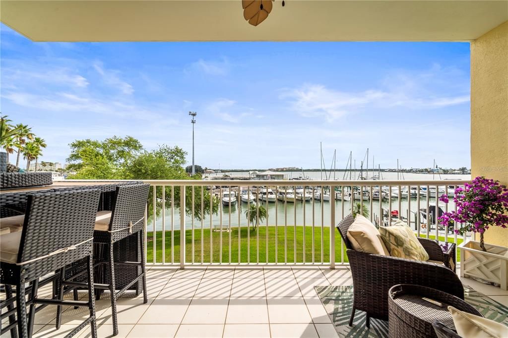 For Sale: $825,000 (2 beds, 2 baths, 1505 Square Feet)