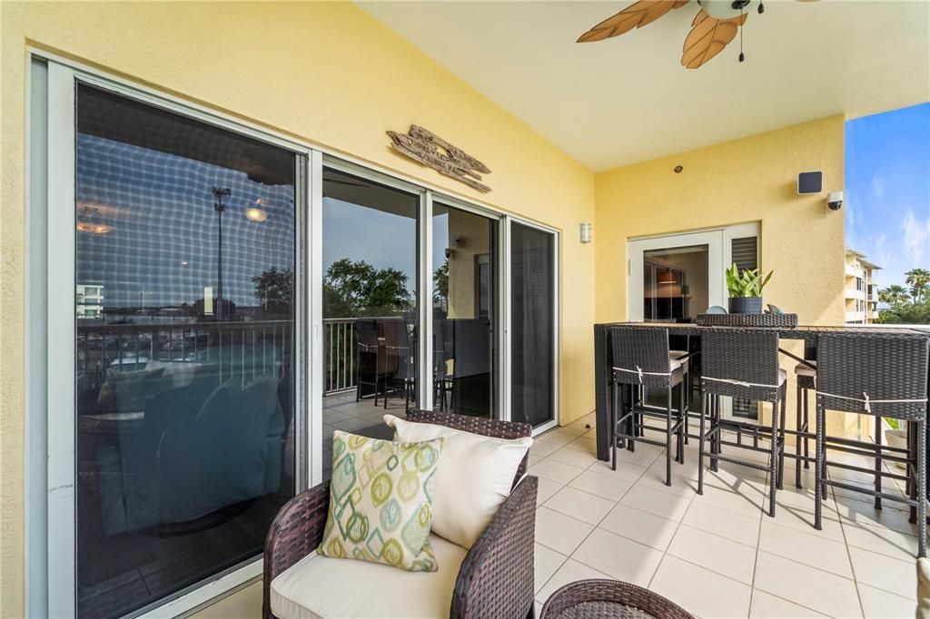 For Sale: $825,000 (2 beds, 2 baths, 1505 Square Feet)