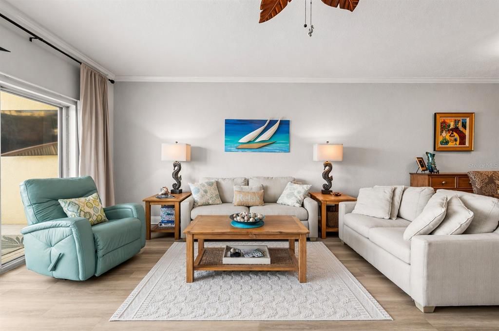 For Sale: $825,000 (2 beds, 2 baths, 1505 Square Feet)