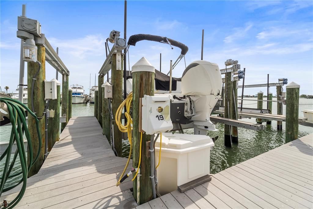 For Sale: $825,000 (2 beds, 2 baths, 1505 Square Feet)