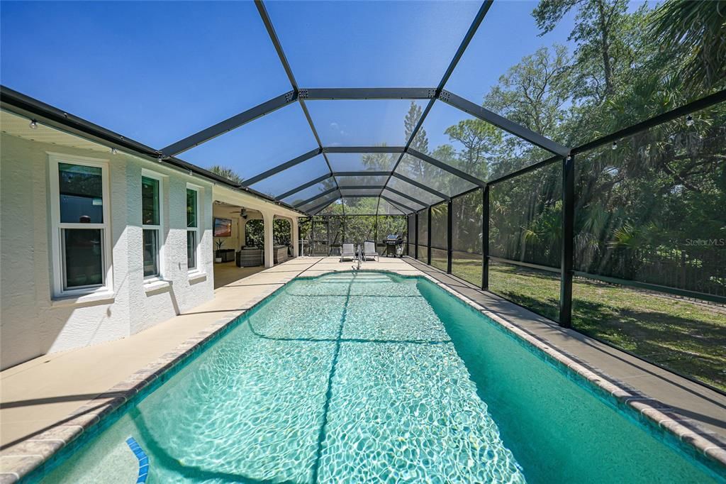Activo con contrato: $420,000 (3 camas, 2 baños, 1475 Pies cuadrados)