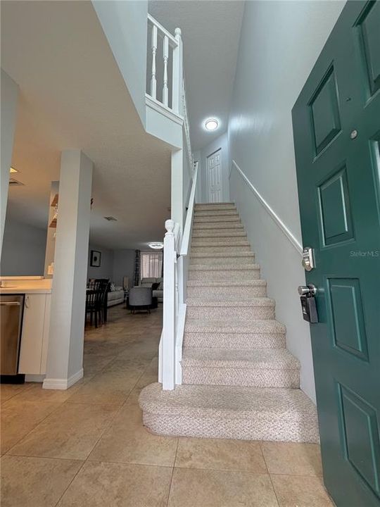 Active With Contract: $246,900 (2 beds, 1 baths, 1190 Square Feet)