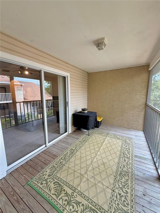Active With Contract: $246,900 (2 beds, 1 baths, 1190 Square Feet)