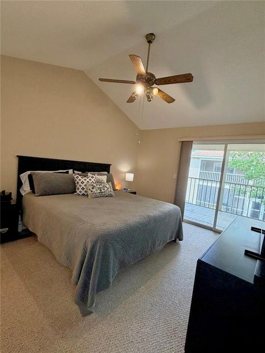 Active With Contract: $246,900 (2 beds, 1 baths, 1190 Square Feet)