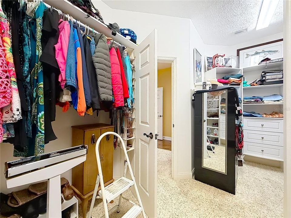En Venta: $1,699,000 (3 camas, 3 baños, 2656 Pies cuadrados)