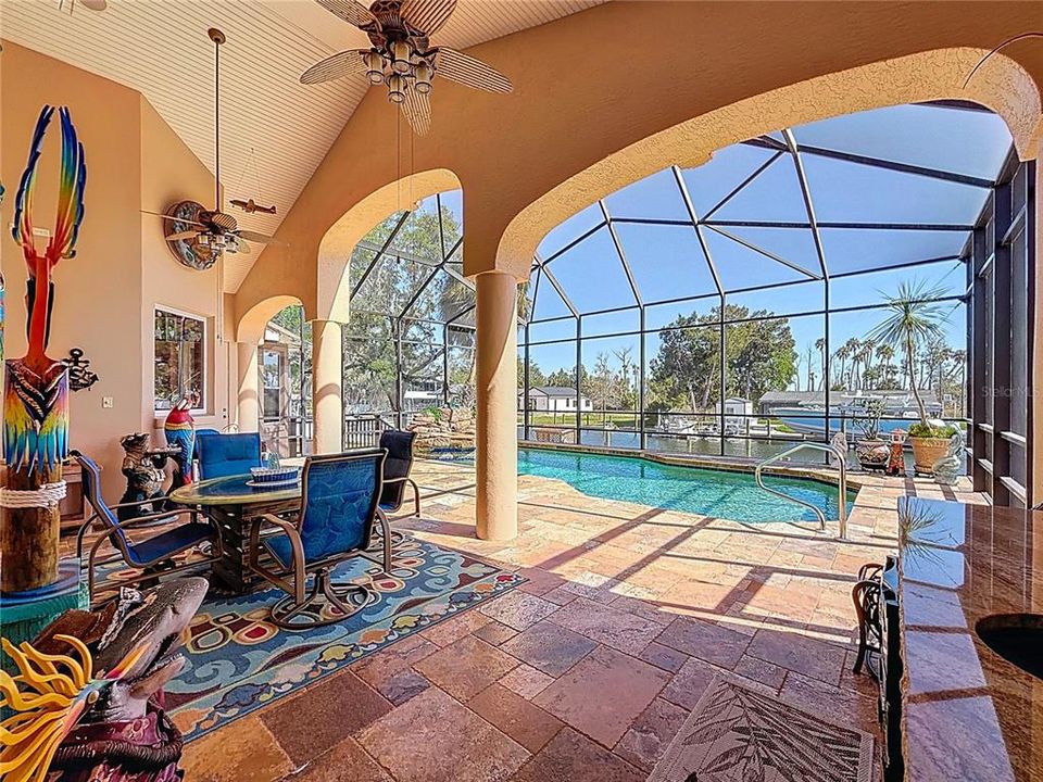 En Venta: $1,699,000 (3 camas, 3 baños, 2656 Pies cuadrados)