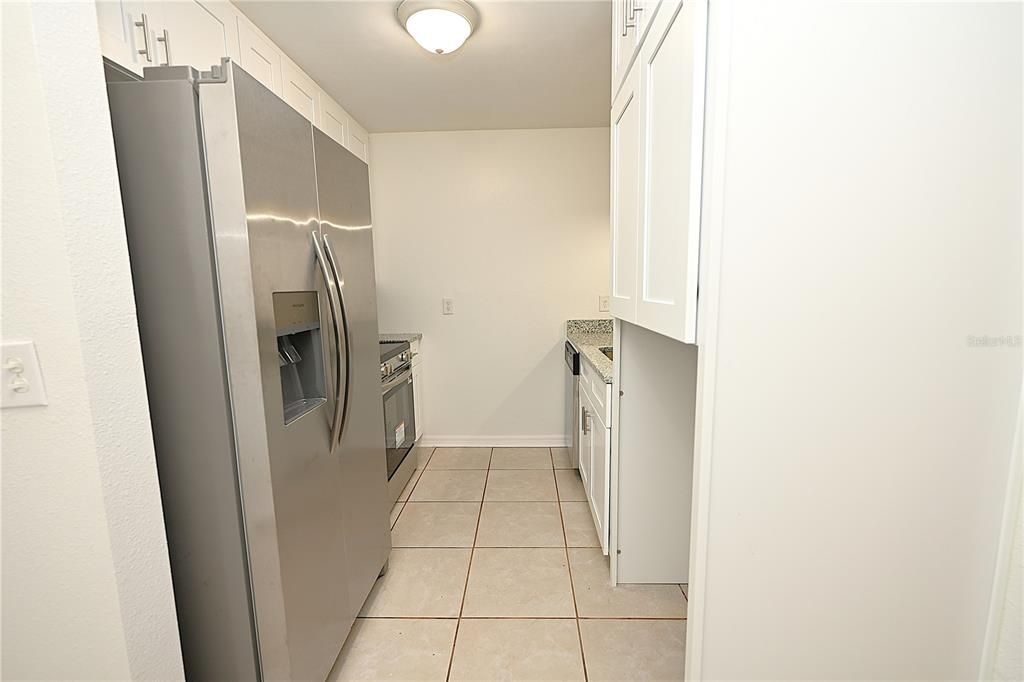 For Rent: $1,160 (2 beds, 1 baths, 840 Square Feet)