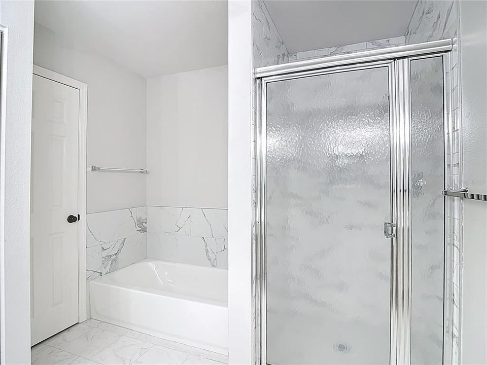Active With Contract: $134,900 (2 beds, 2 baths, 1123 Square Feet)