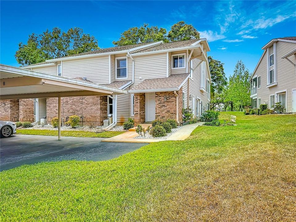 Active With Contract: $134,900 (2 beds, 2 baths, 1123 Square Feet)