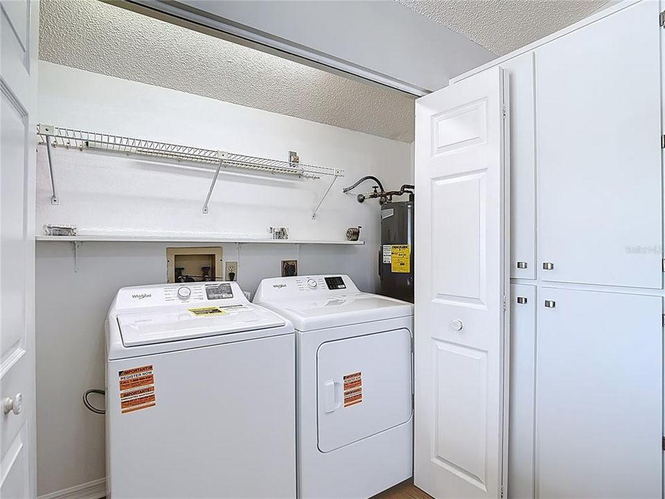 Active With Contract: $134,900 (2 beds, 2 baths, 1123 Square Feet)