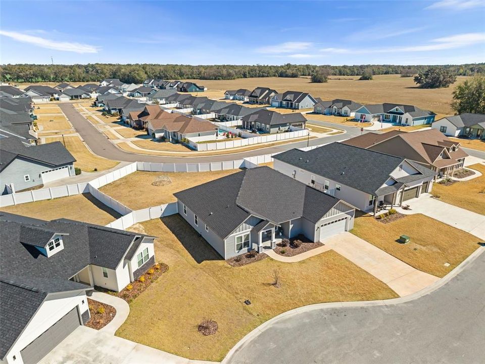 For Rent: $2,950 (4 beds, 3 baths, 2104 Square Feet)