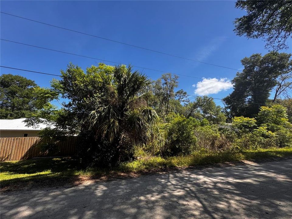 En Venta: $69,990 (0.17 acres)