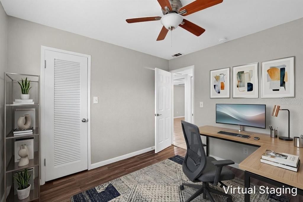 Active With Contract: $299,900 (3 beds, 2 baths, 1176 Square Feet)