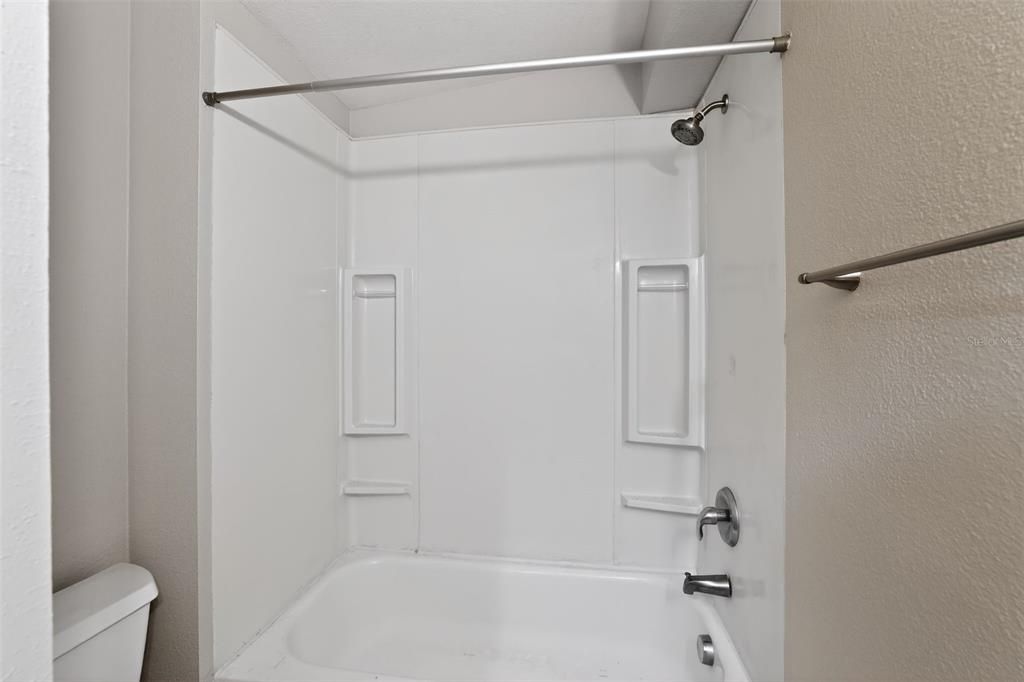 Active With Contract: $299,900 (3 beds, 2 baths, 1176 Square Feet)