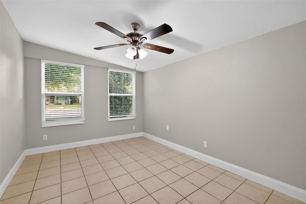 Active With Contract: $299,900 (3 beds, 2 baths, 1176 Square Feet)
