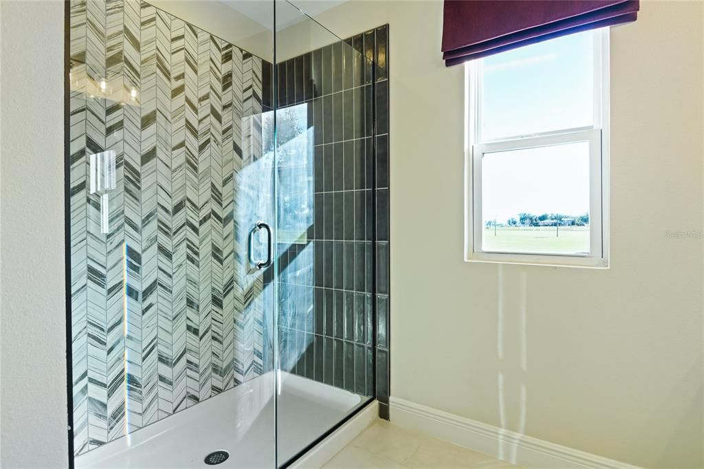 For Sale: $432,685 (5 beds, 3 baths, 3030 Square Feet)