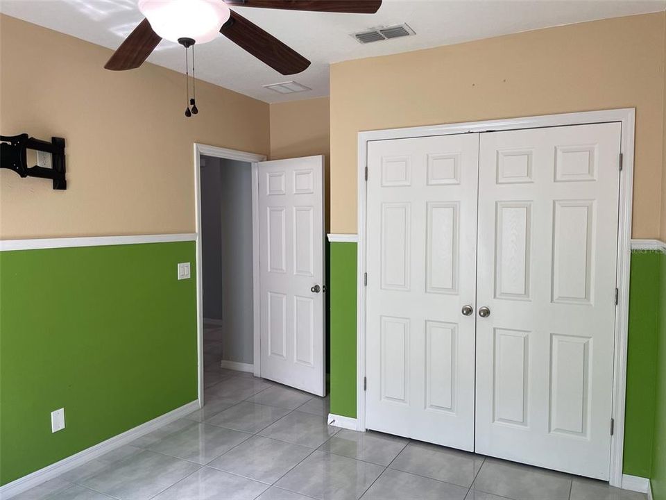 Active With Contract: $2,100 (3 beds, 2 baths, 1690 Square Feet)