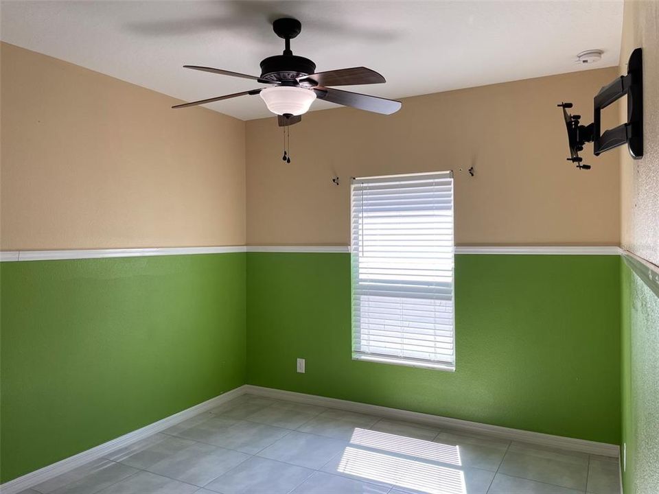 Active With Contract: $2,100 (3 beds, 2 baths, 1690 Square Feet)