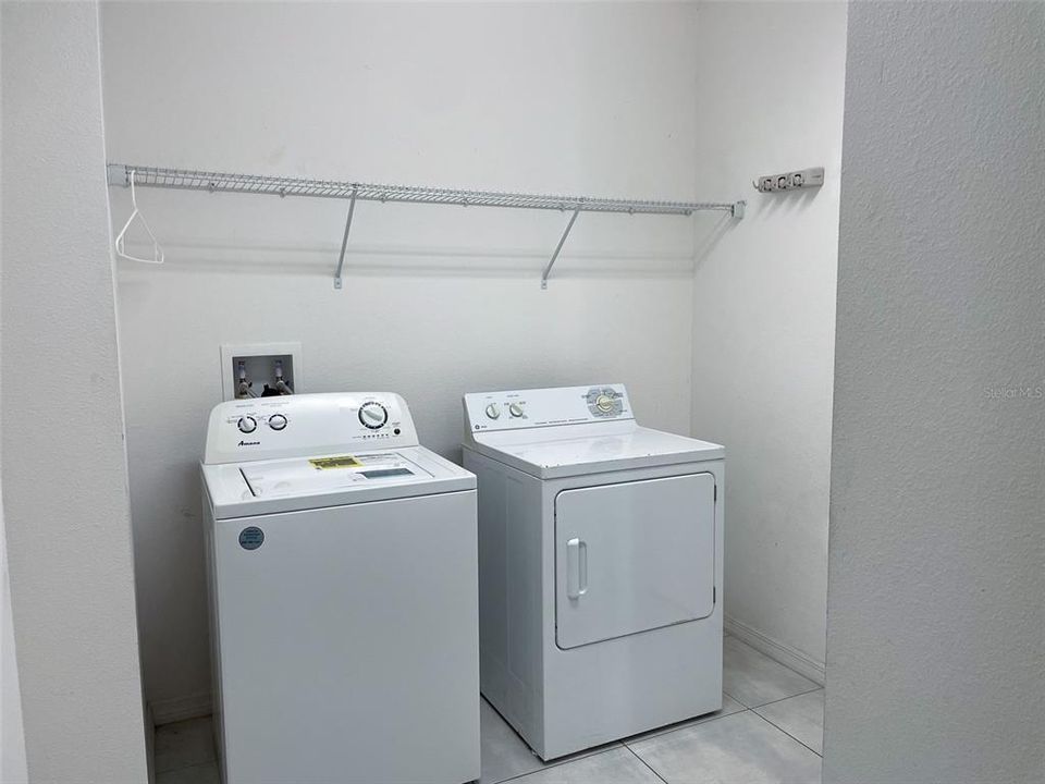 Active With Contract: $2,100 (3 beds, 2 baths, 1690 Square Feet)