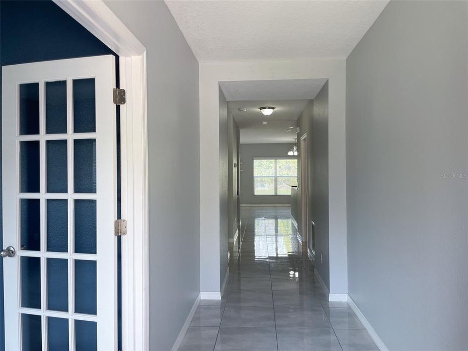 Active With Contract: $2,100 (3 beds, 2 baths, 1690 Square Feet)