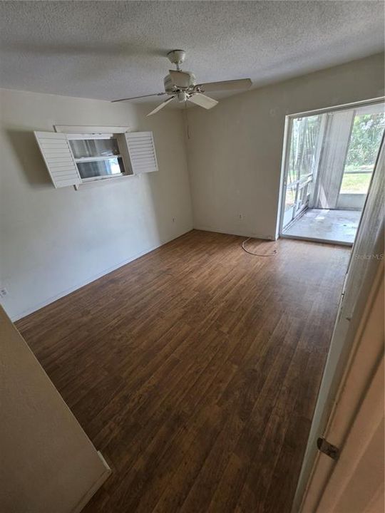 На продажу: $179,900 (3 спален, 2 ванн, 1148 Квадратных фут)