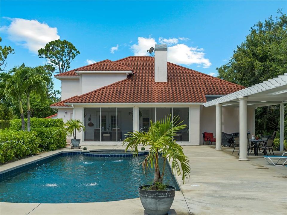 En Venta: $1,195,000 (4 camas, 2 baños, 2566 Pies cuadrados)