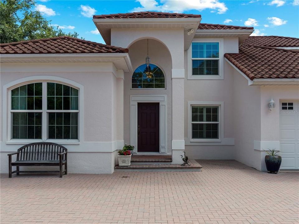 En Venta: $1,195,000 (4 camas, 2 baños, 2566 Pies cuadrados)