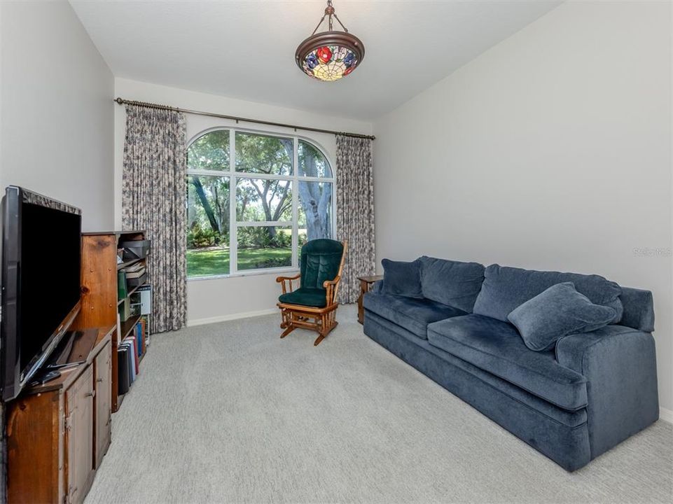 For Sale: $869,000 (3 beds, 2 baths, 2701 Square Feet)
