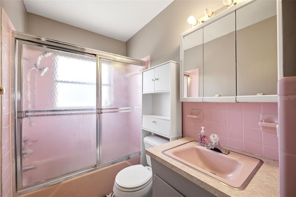 En Venta: $190,000 (3 camas, 2 baños, 1625 Pies cuadrados)