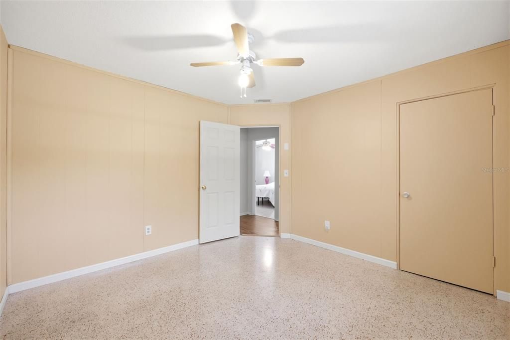 En Venta: $190,000 (3 camas, 2 baños, 1625 Pies cuadrados)