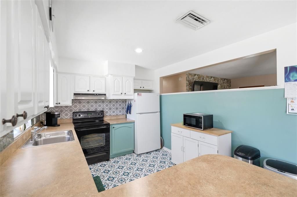 En Venta: $190,000 (3 camas, 2 baños, 1625 Pies cuadrados)