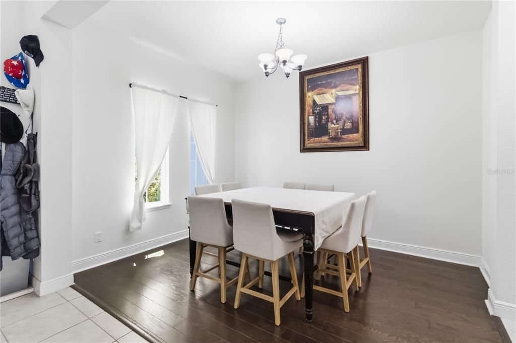 For Sale: $1,275,000 (7 beds, 5 baths, 4933 Square Feet)