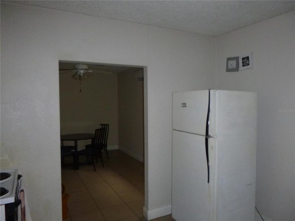 Active With Contract: $2,300 (4 beds, 2 baths, 1407 Square Feet)