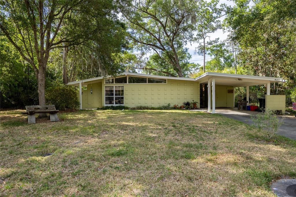 Activo con contrato: $339,000 (3 camas, 2 baños, 1598 Pies cuadrados)