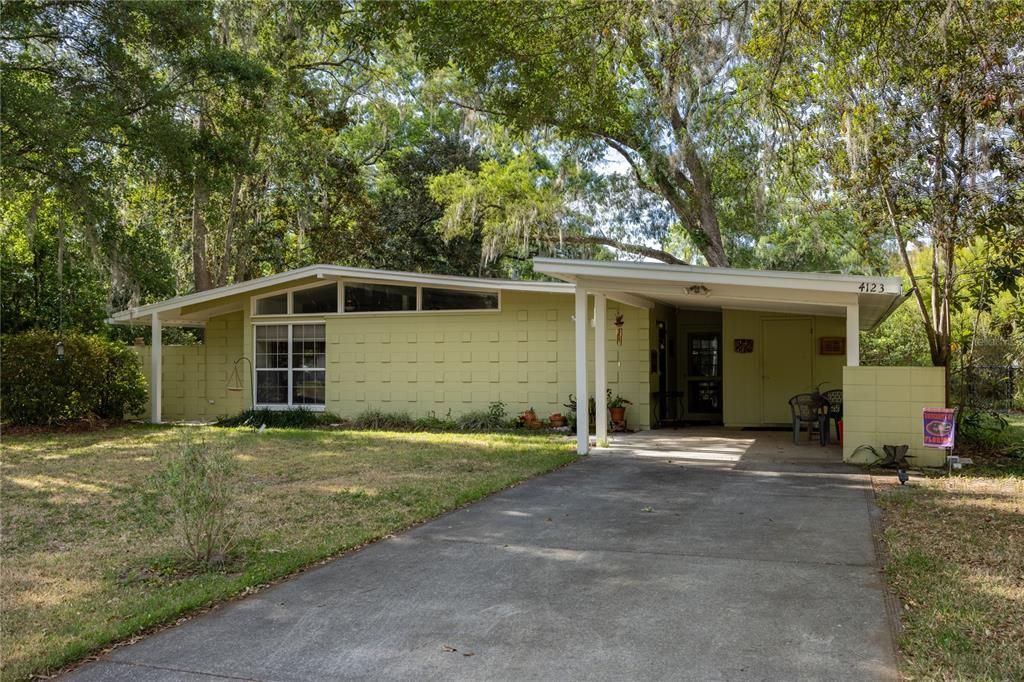 Activo con contrato: $339,000 (3 camas, 2 baños, 1598 Pies cuadrados)