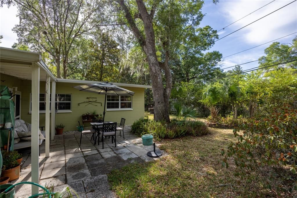 Activo con contrato: $339,000 (3 camas, 2 baños, 1598 Pies cuadrados)