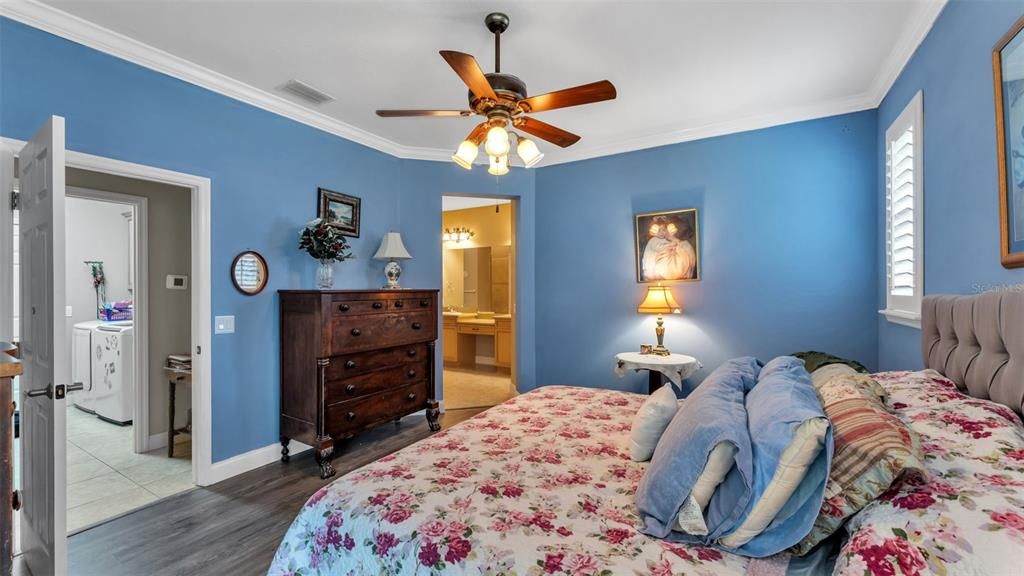 For Sale: $424,900 (4 beds, 3 baths, 2381 Square Feet)