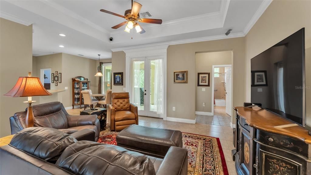 For Sale: $424,900 (4 beds, 3 baths, 2381 Square Feet)