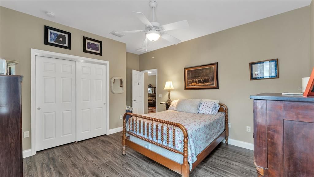 For Sale: $424,900 (4 beds, 3 baths, 2381 Square Feet)