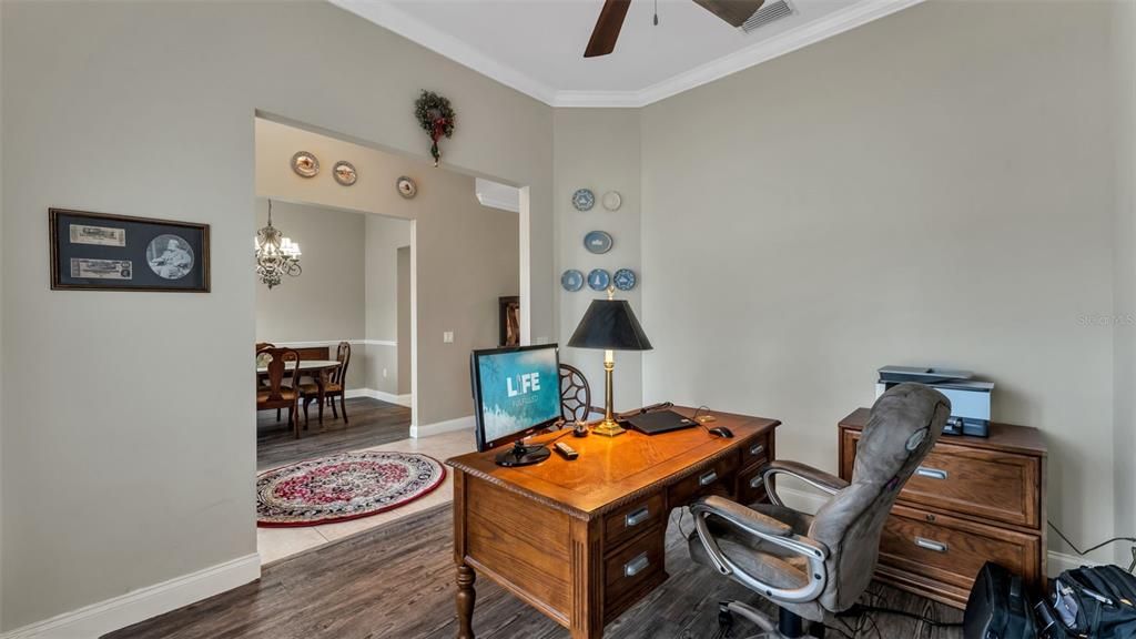 For Sale: $424,900 (4 beds, 3 baths, 2381 Square Feet)