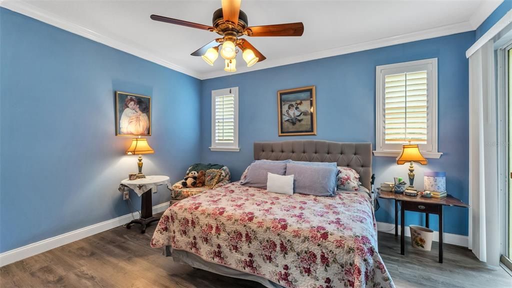 For Sale: $424,900 (4 beds, 3 baths, 2381 Square Feet)