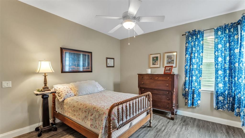 For Sale: $424,900 (4 beds, 3 baths, 2381 Square Feet)