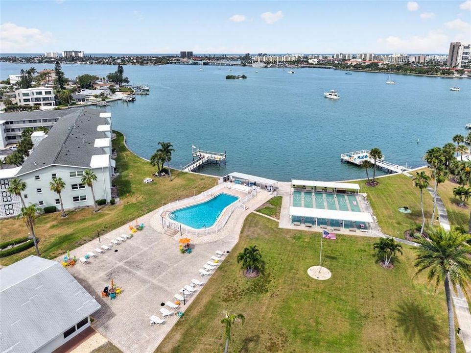 En Venta: $279,000 (2 camas, 2 baños, 1130 Pies cuadrados)