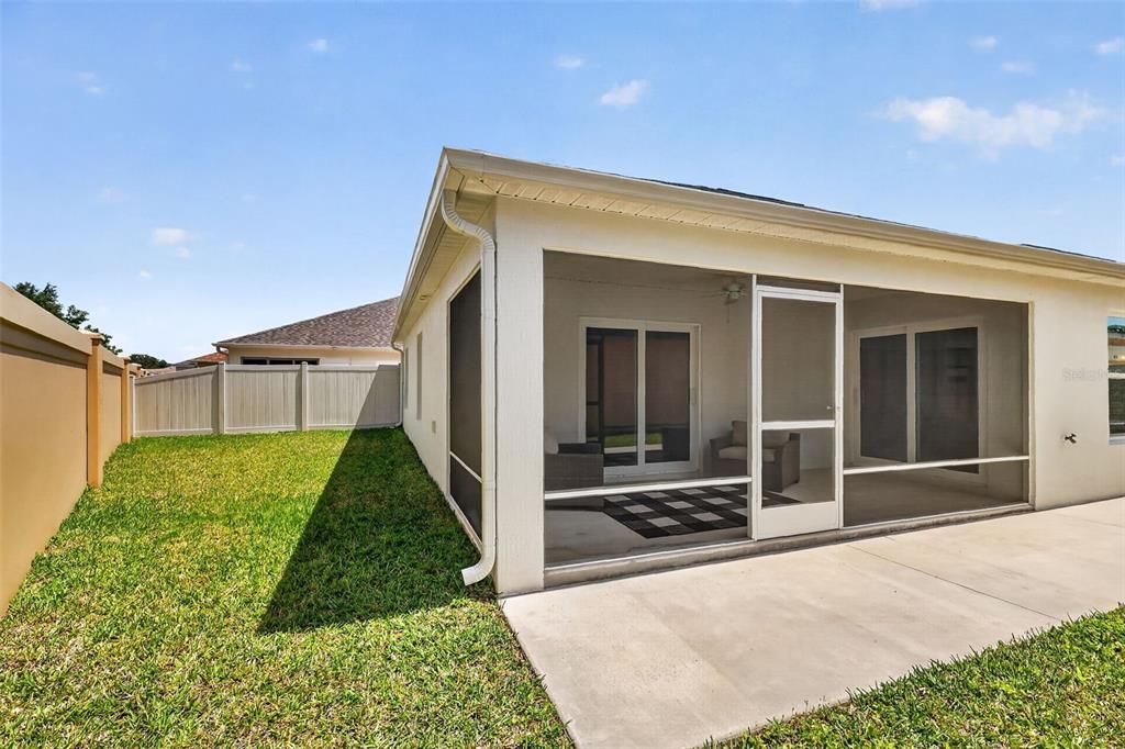 Activo con contrato: $399,900 (3 camas, 2 baños, 1633 Pies cuadrados)